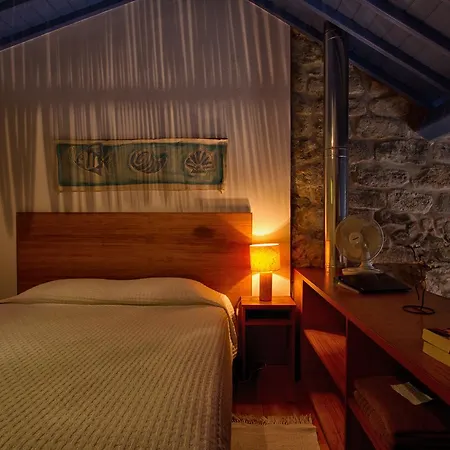 Casa De Pedra Ribeira Quente