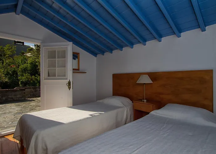 Casa De Pedra Ribeira Quente